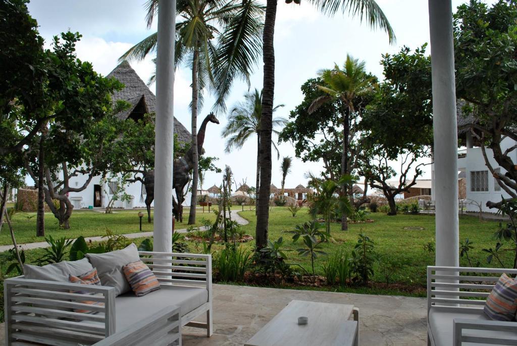 Kola Beach Resort Mambrui Phòng bức ảnh